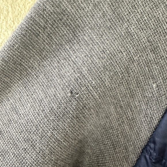 Lululemon Navy Blue Puffer Gray Sweater Zip Up Jacket Size Large - Picture 12 of 12